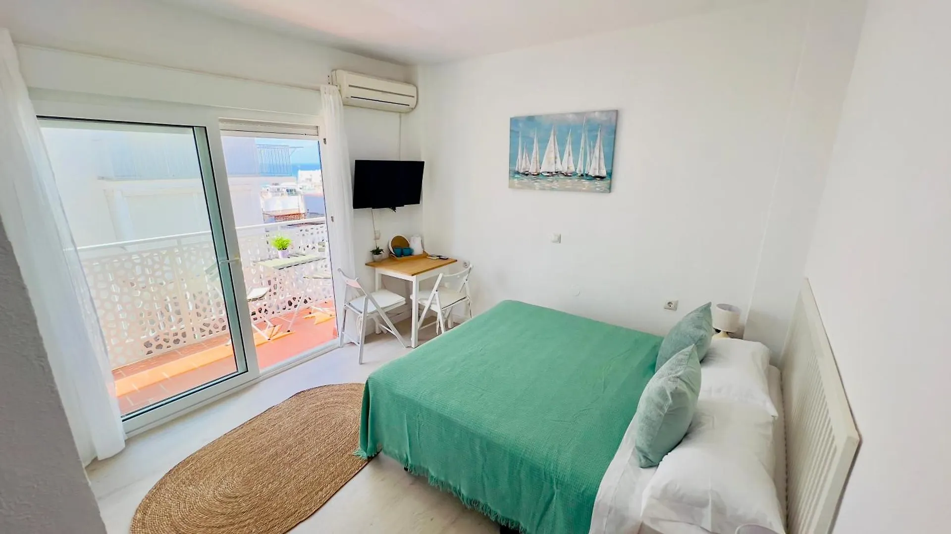 Apartment Estudio Velero En El Centro De Nerja - South Costa
